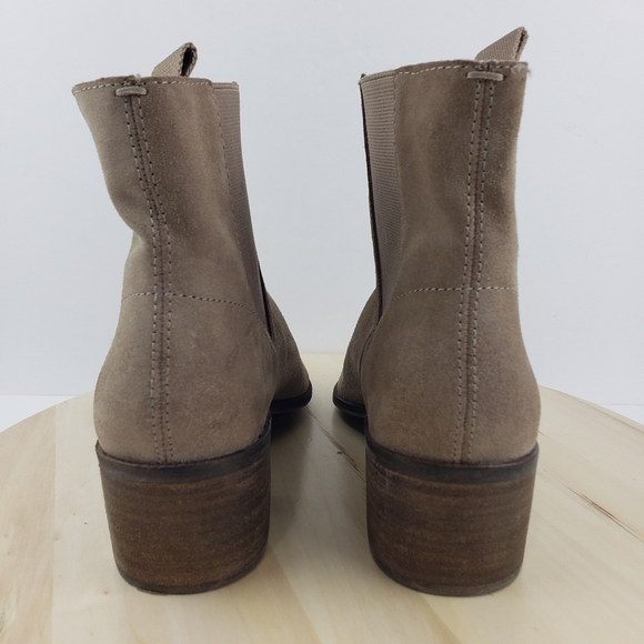 Dolce Vita Colbey Chelsea Boot Size 8.5 Taupe Gray Booties Block Heel Ponted Toe - Picture 4 of 12
